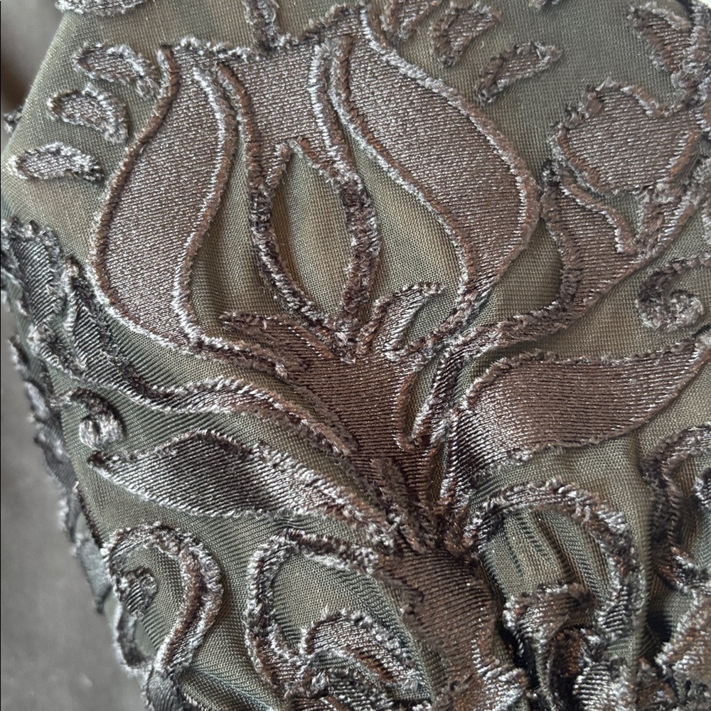 Chico’s Black V-Neck Top with Embroidered Mesh Statement Sleeves. Size XXL - Picture 7 of 7